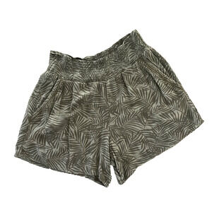 Three Dots Palm Leaf Print Green Shorts Size smal Beach Summer Resort Travel NEW